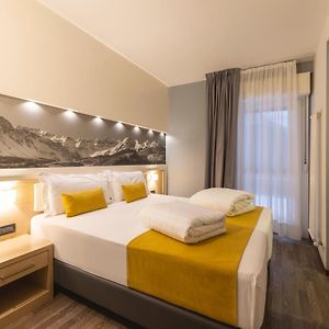 Großes Doppelzimmer